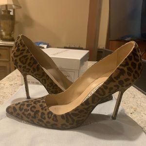 Manolo Blahnik B B 105 leopard print suede pump